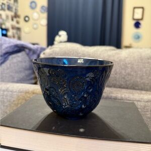 Elegant Blue Floral Glass Bowl